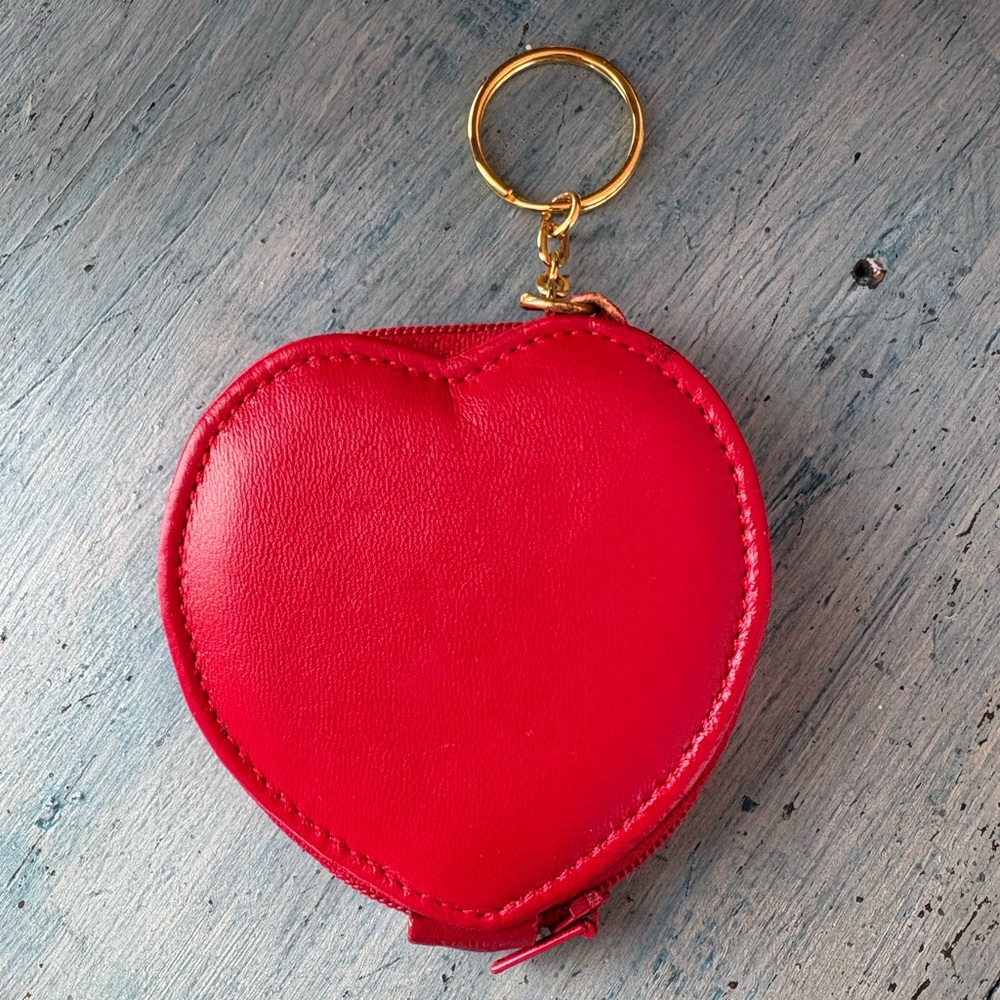 Heart-shaped purse charm/key ring that is a tiny little coin purse itself - Picture 7 of 7